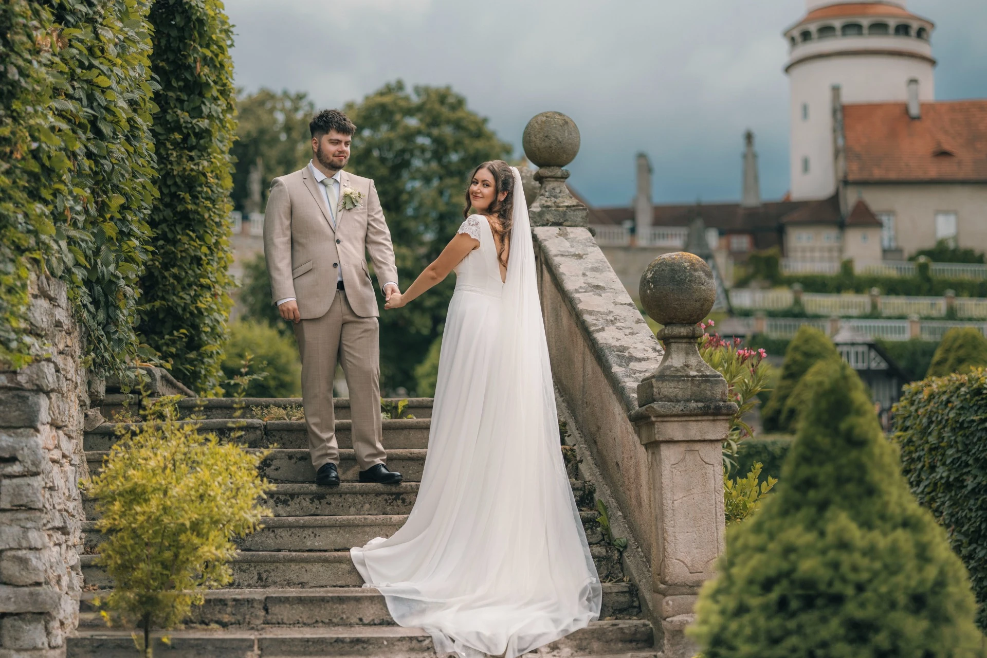 Svatební fotografie na zámku v Novém Městě