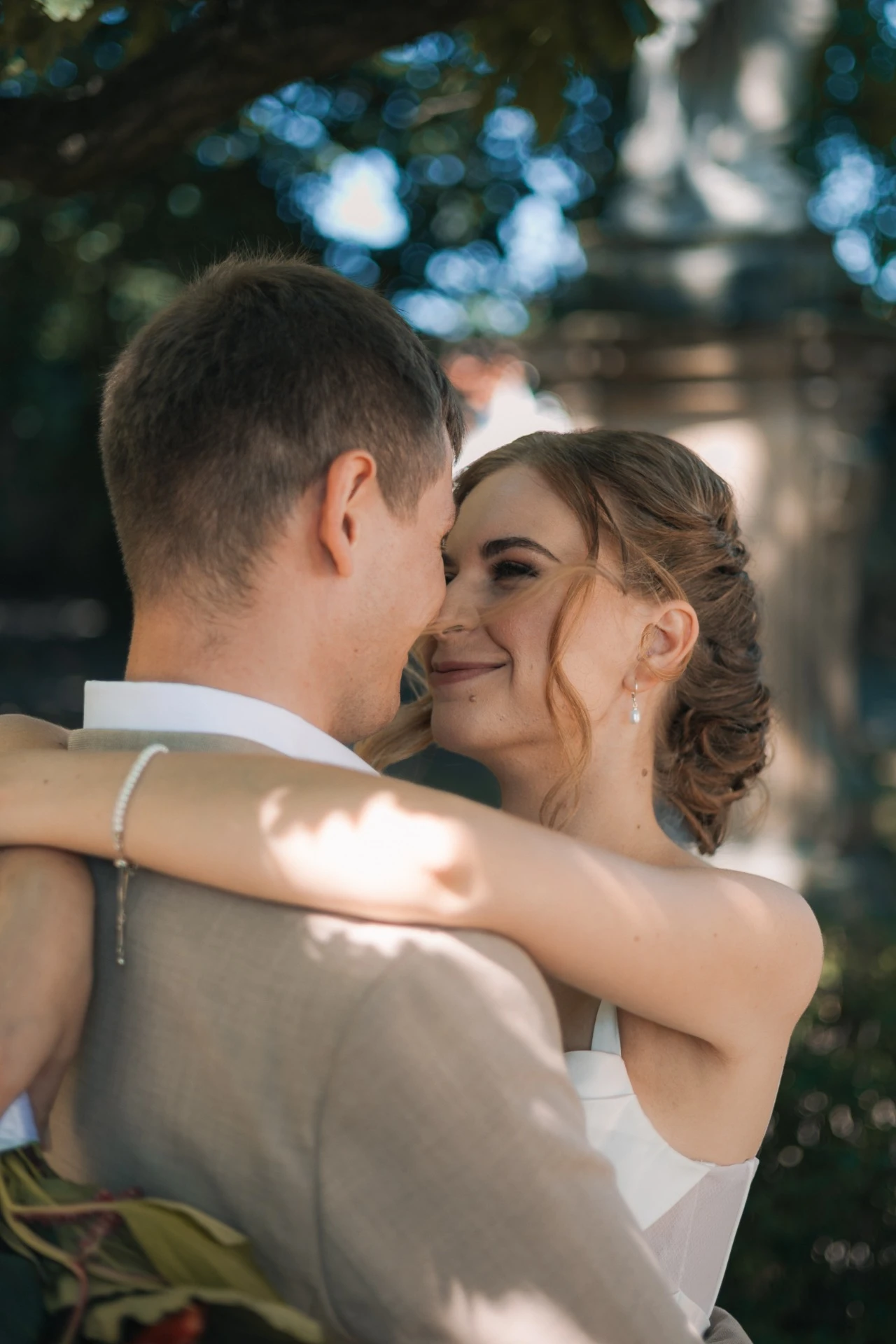 Svatební focení u Mariánského kostelíku v Opočně